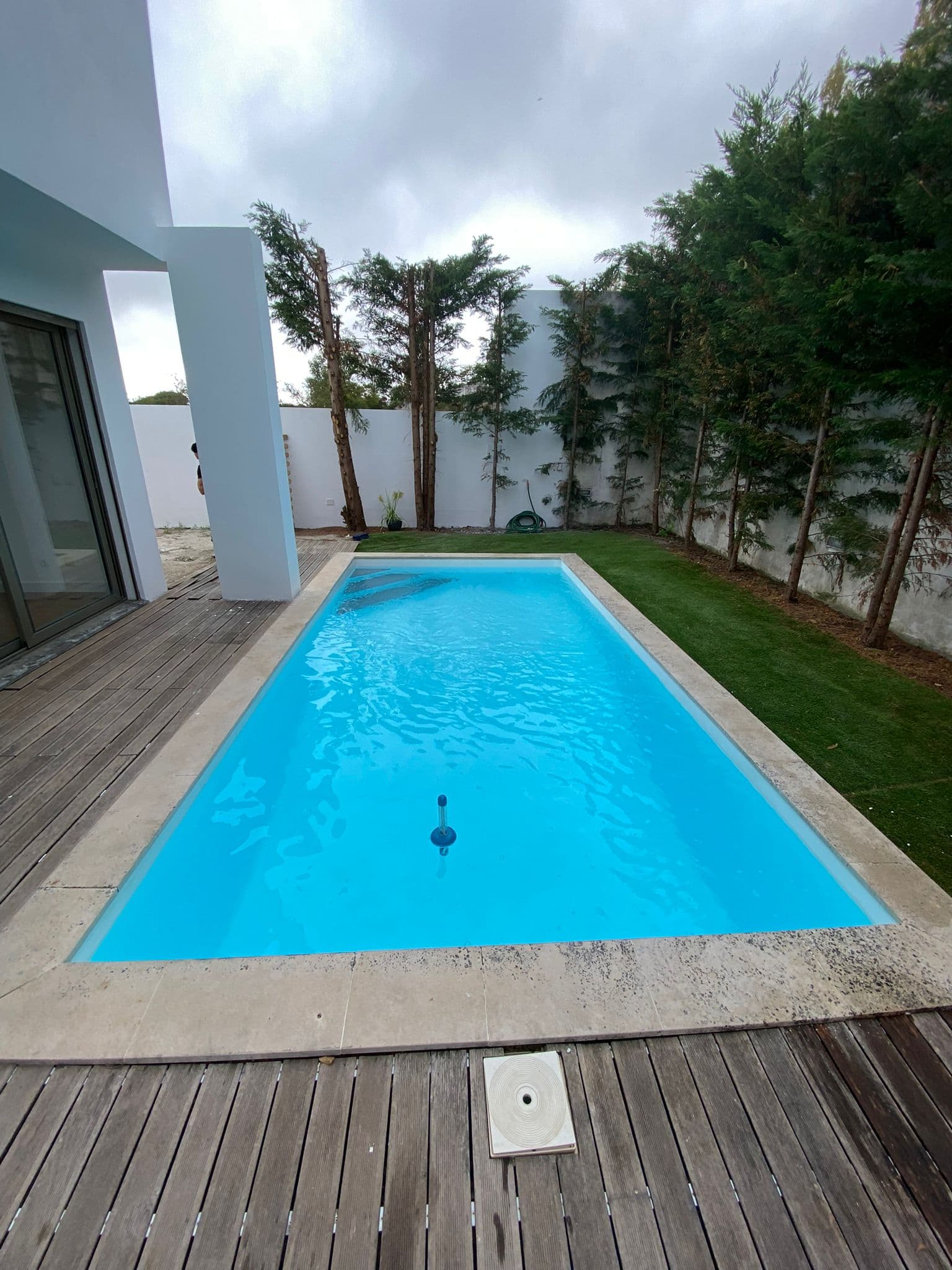 Piscina limpa depois da limpeza